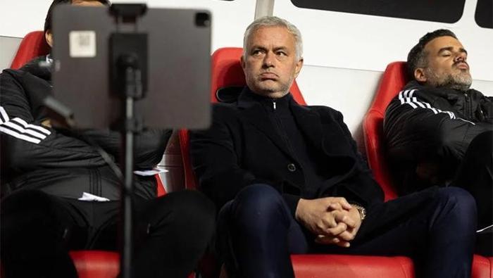 Mourinhoyu onca kişi zapt edemedi, dilinde yine Fenerbahçe vardı Ben nasıl hainim söylesinler