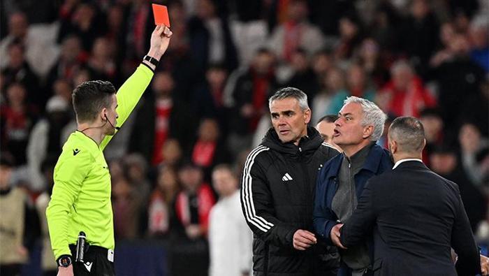 Mourinhoyu onca kişi zapt edemedi, dilinde yine Fenerbahçe vardı Ben nasıl hainim söylesinler