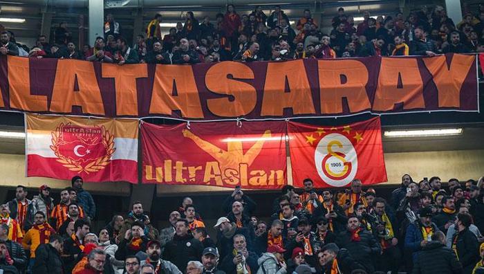 OKAN BURUK DA CEZAYA İSYAN ETMİŞTİ
Galatasaray Teknik Direktörü Okan Buruk da bugün düzenlenen basın toplantısında bu konuyla ilgili olarak; 