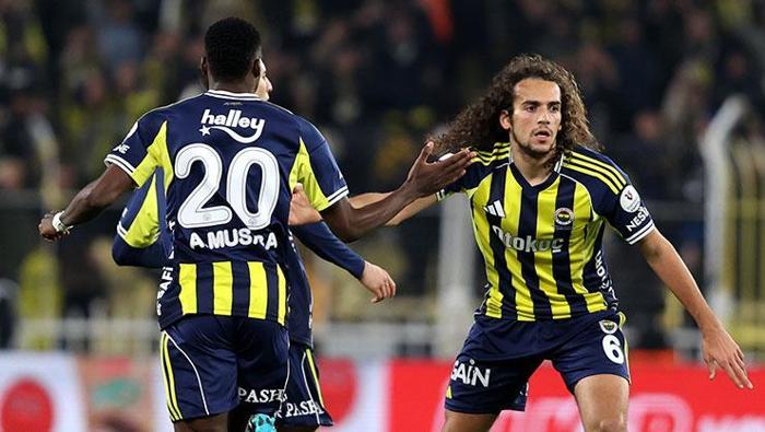 Fenerbahçe bazen kötü oynuyor, beklenmedik hatalar yapıyor, etkisiz kalıyor. Ancak Tedesco’nun öğrencileri hiçbir zaman pes etmiyor. Kanarya bunu Samsunspor karşısında bir kez daha gösterdi.