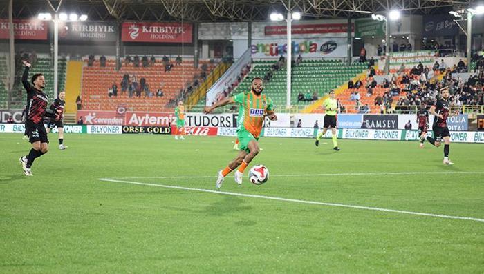 Alanyaspor - Gençlerbirliği: Reşat Onur Coşkunses