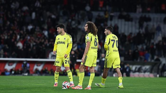 Kanıtın yetersiz olduğu bu tür durumlarda hakemi eleştirmek objektif bir yaklaşım olmayacaktır. Maçın son bölümünde Traore ile Mert arasında yaşanan ikili mücadelede penaltıyı gerektirecek bir ihlal yoktu. Pozisyonda Traore’nin hakemi yanıltmaya yönelik bir tutumu olduğu açıkça görülmekteydi. Bu nedenle hakem oyunu devam ettirmeyip, Traore’ye aldatmadan dolayı sarı kart göstermeliydi.