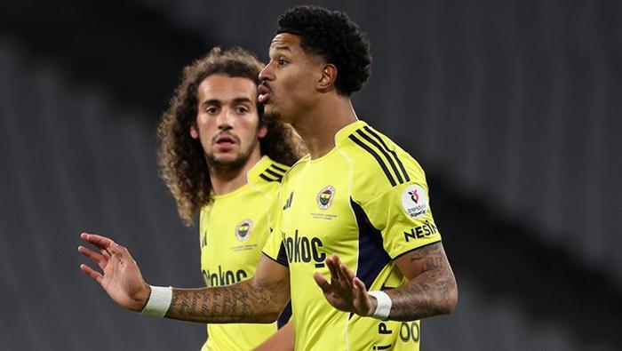 Fenerbahçe, bu sezon ligdeki ilk mağlubiyetini aldı. Sarı-lacivertli ekip Trendyol Süper Lig'deki son mağlubiyetini 2024/2025 sezonunun 37. haftasında Hatayspor'a karşı almıştı. Fatih Karagümrük bu galibiyetle puanını 17'ye yükseltirken, Fenerbahçe 57 puanda kaldı.