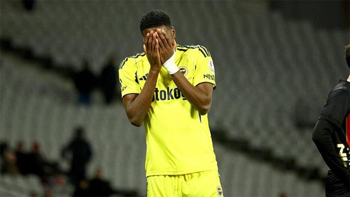 Fenerbahçe bu sonuçla birlikte ligdeki ilk mağlubiyetini alırken 57 puanda kaldı. Fatih Karagümrük ise 17 puana yükseldi.