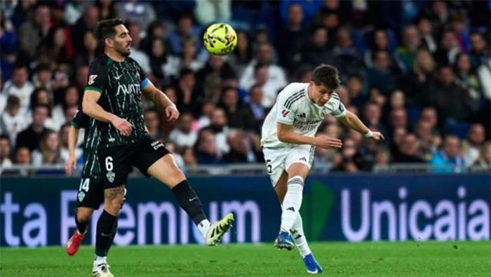 Arda Güler 68 metreden attı tarihe geçti Perez kayıtsız kalamadı Tarihte hatırladığım en iyi sanat eseri Puskasa aday