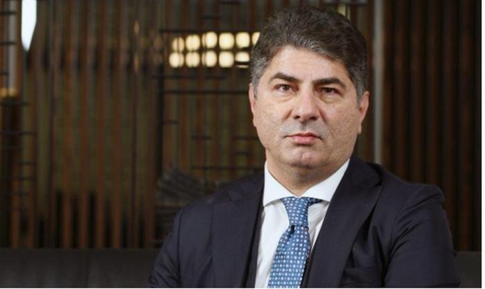 'FARKLI AJANDALAR VE KİŞİSEL ÇIKARLAR...'
Fenerbahçe'ye başkan adayı olmaya hazırlanan Hakan Safi'nin açıklamaları şu şekilde: 