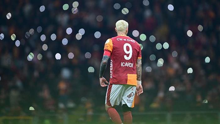 BÜYÜK FIRSAT
Yeni kontratın yanında, sürekli olarak forma gitmek isteyen Icardi’nin ise şans bulması halinde Osimhen’in olmadığı dönemi büyük bir fırsat olarak değerlendirmesi bekleniyor.