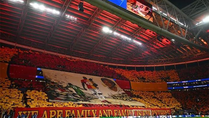 Victor Osimhen, ailesi hakkında da samimi açıklamalarda bulunarak, annesini kaybetmenin etkisini ve kardeşleriyle paylaştığı yakın bağı anlattı 