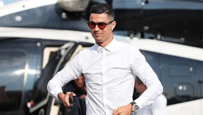 Cristiano Ronaldodan milyon dolarlık sözleşme