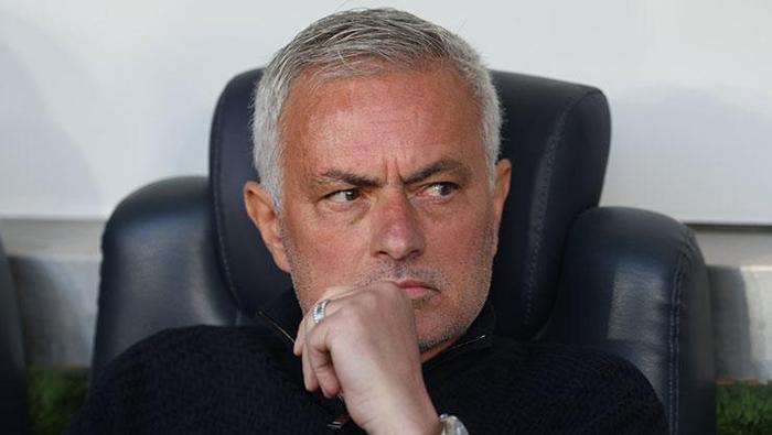 Jose Mourinhonun gelecek sezon yöneteceği takım belli oldu Anlaşmaya varıldı...