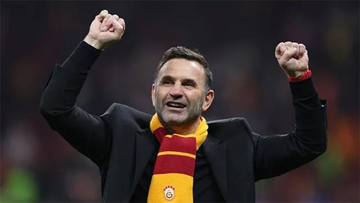 Galatasaray apar topar harekete geçti Okan Buruk harekatı