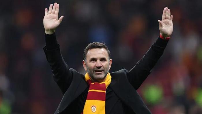Galatasaray apar topar harekete geçti Okan Buruk harekatı