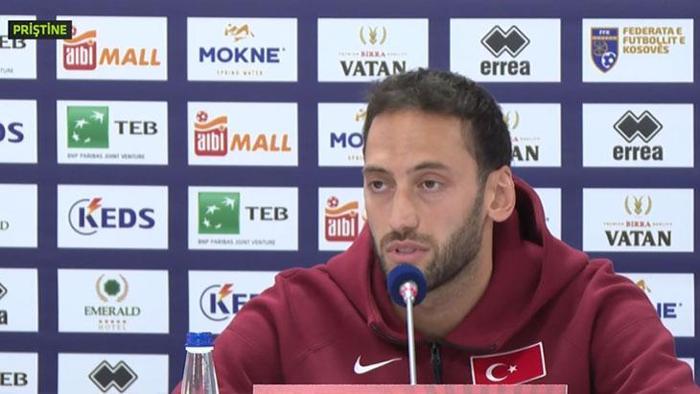Hakan Çalhanoğluna Çek bi Letonya sorusu... Gülümseten anlar