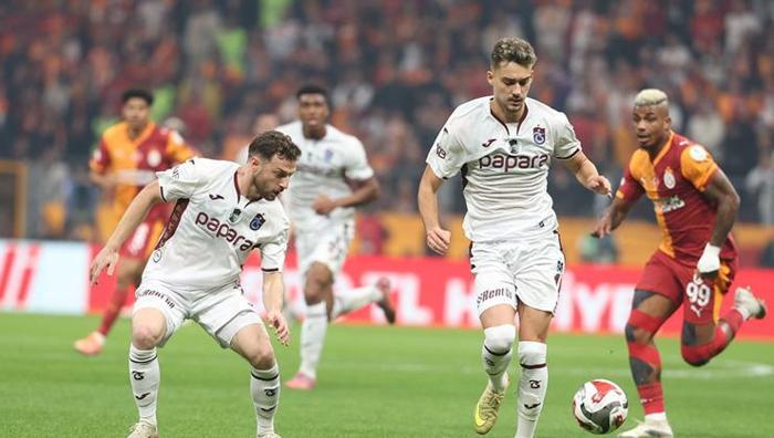 Trabzonsporda Fatih Tekkeden Galatasaraya Liverpool ve Frankfurt hatırlatması: 5 yediler, 4 yediler Çarpıcı ifadeler
