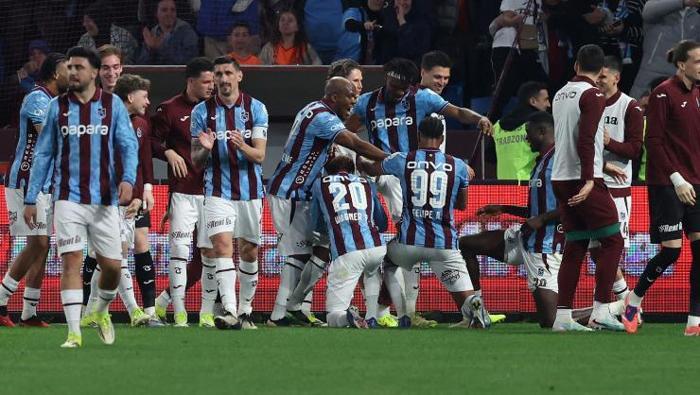 LİGİN BELİRLEYİCİSİ OLDU / CEM DİZDAR - FANATİK