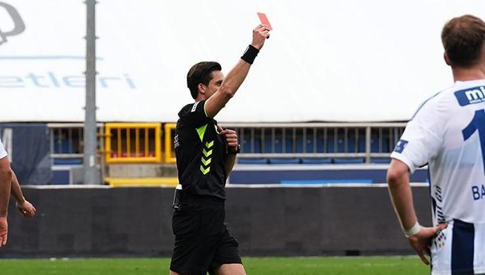 Futbolda gri alan ve adalet Çıkmazı 28. haftanın hakem raporu açıklandı Sınıfta kaldı