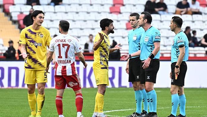 Antalyaspor- Eyüpspor: Kadir Sağlam