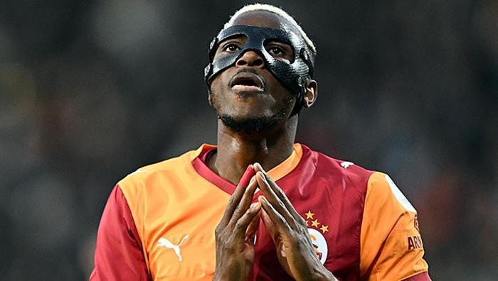 Osimhen ulna kemiğiyle uğraşırken İspanyollar sürpriz bir iddia ortaya attı: Bu durum çok olası...