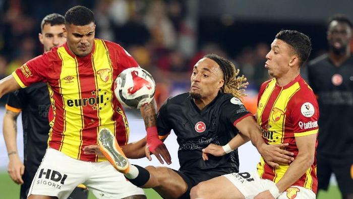 Göztepe - Galatasaray maçının ardından usta isimlerden övgü ve uyarı: Barış Alper ile çözülen denklem | Tek devre yetmez