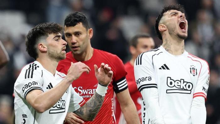 Geleceğin Beşiktaşı - CEM DİZDAR / FANATİK