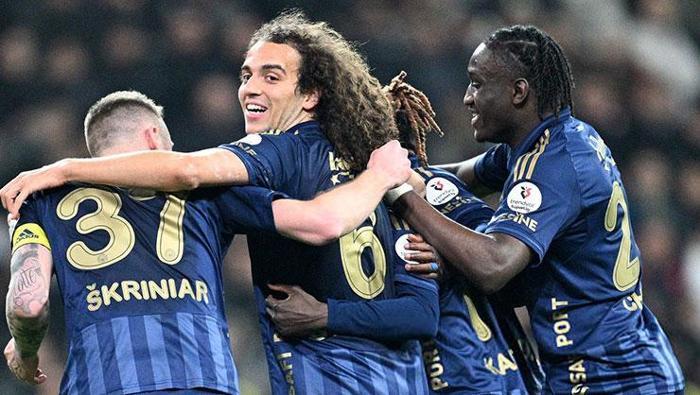 Fenerbahçe Başkanı Sadettin Sarandan takıma inanılmaz şampiyonluk primi Tarihte böylesi görülmedi...