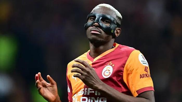 OSIMHEN DÖRT GÖZLE BEKLENİYOR