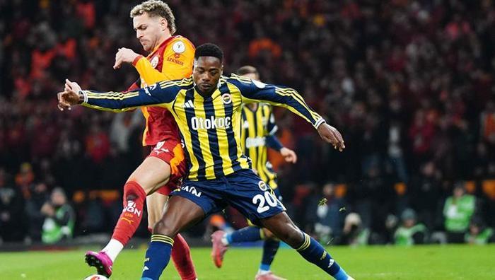 TFF, Galatasaray-Fenerbahçe derbisi için kararını verdi Herkes yabancı hakem konuşuyordu: İki isim kaldı