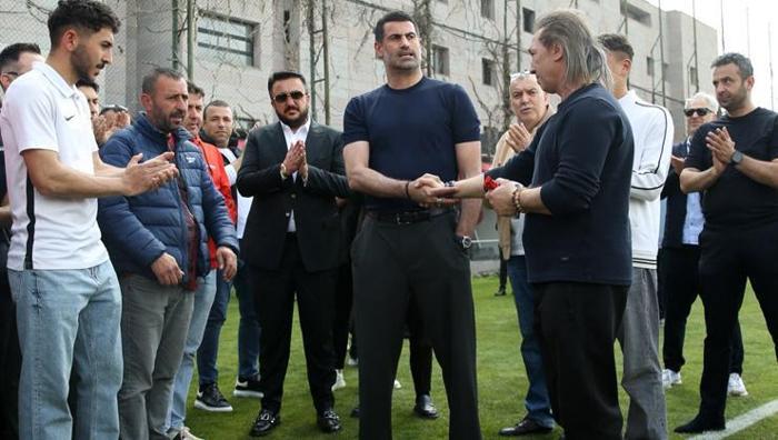 Onyekurudan Volkan Demirele cevap Galatasaray maçı öncesi kadro dışı kalmıştı: Instagramdan yanıt verdi
