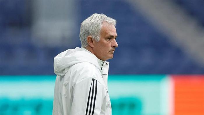 Benficadan ayrılıyor Jose Mourinhodan sansasyonel geri dönüş