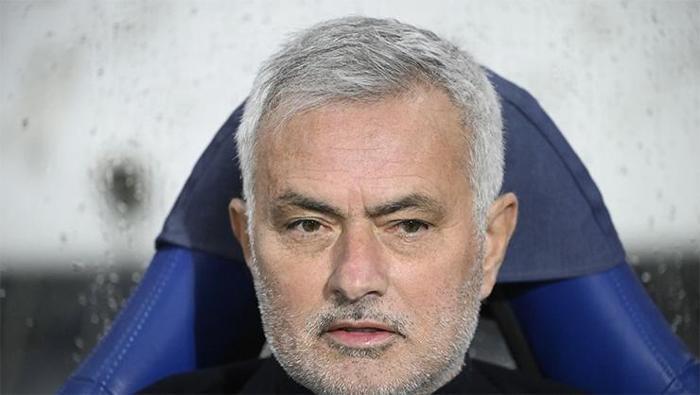 Benficadan ayrılıyor Jose Mourinhodan sansasyonel geri dönüş