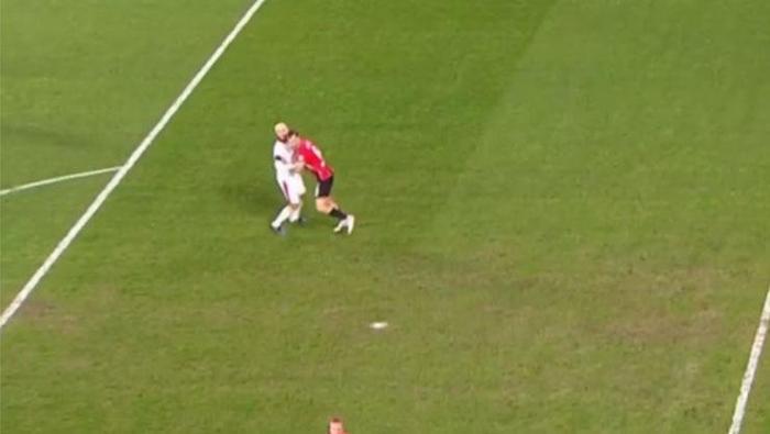 G.SARAYIN PENALTI BEKLEDİĞİ POZİSYON