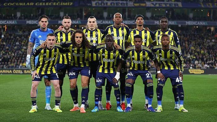 12si kesin toplamda 17 ayrılık Fenerbahçede büyük temizlik: İşte tek tek o isimler