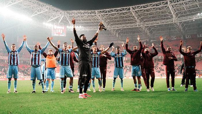 Samsunspor - Trabzonspor maçı sonrası usta isimler yorumladı Onana bir kaleciden fazlası, resital