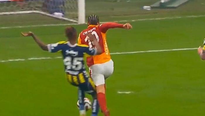 MAÇ ESNASINDA PENALTI TEPKİSİ