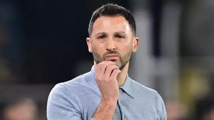 Fenerbahçe-Tedesco ayrılığı Alman basınında Derbi mağlubiyetinin sonuçları var