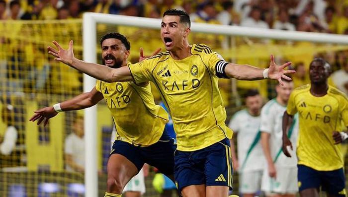 RONALDO GALİBİYETE TAŞIDI