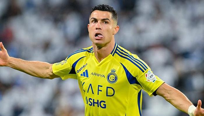 RONALDODAN RAKİP TARAFTARA CEVAP