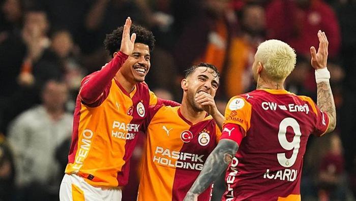Galatasaray, Aston Villa ile görüşmelere başladı Transferde sürpriz bomba: Bonservisi merak ediliyor