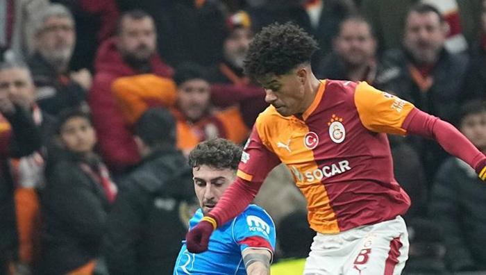 Galatasaray, Aston Villa ile görüşmelere başladı Transferde sürpriz bomba: Bonservisi merak ediliyor