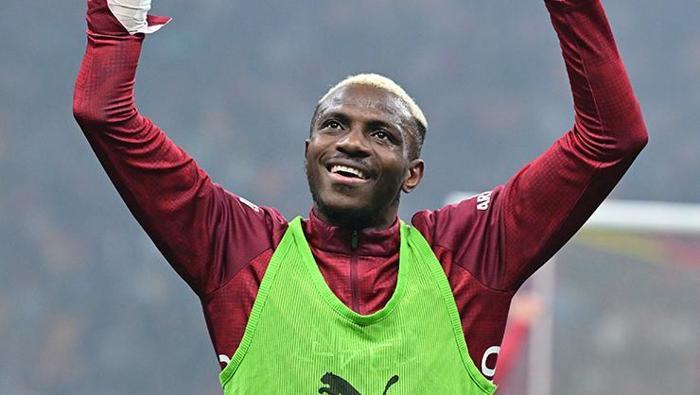 Dünya devleri Osimhen için sırada Galatasaraydan dudak uçuklatan bonservis beklentisi