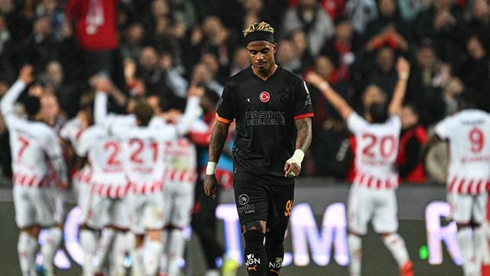 Galatasaray nasıl şampiyon olur Kaç puan gerekiyor İşte tüm ihtimaller