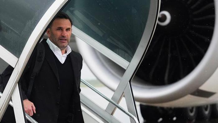 Kaldırın kafanızı Okan Buruktan Antalyaspor maçı öncesi takıma konuşma: Yüzde 100 konsantrasyon istiyorum