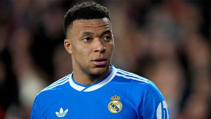 Real Madrid soyunma odasında Kylian Mbappe krizi Teknik ekipten, takım arkadaşlarına kadar herkesi karşısına aldı