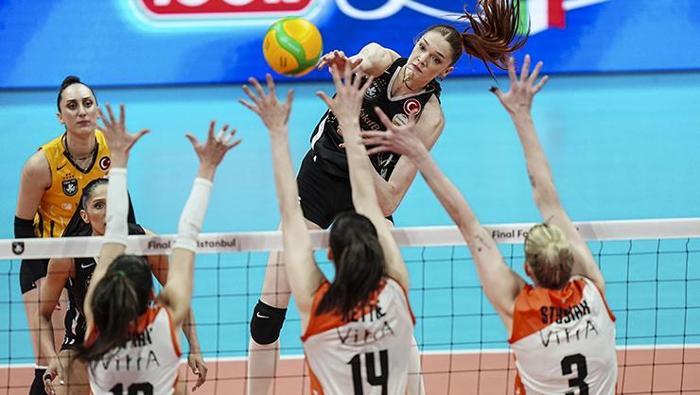 VakıfBankın Rus yıldızı Marina Markova ülkesini salladı Artık tahtında oturuyor ve bu hayranlık uyandırıcı