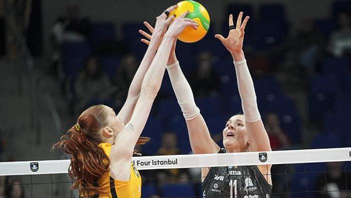 VakıfBankın Rus yıldızı Marina Markova ülkesini salladı Artık tahtında oturuyor ve bu hayranlık uyandırıcı