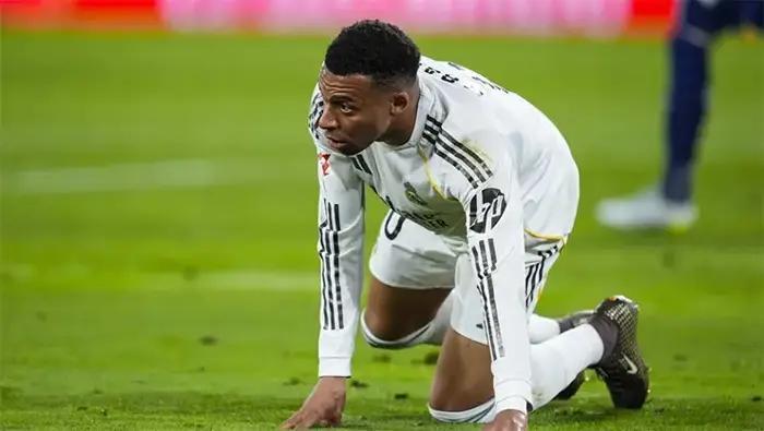 Mbappe için işler tersine döndü Real Madrid taraftarının öfkesi çığ gibi büyüyor: Milyonlar bir oldu