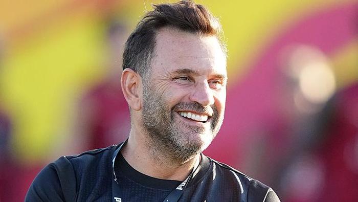 Galatasaray - Antalyaspor maçı öncesi Okan Buruktan oyunculara uyarı Konsantrasyon