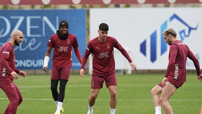 Galatasaray - Antalyaspor maçı öncesi Okan Buruktan oyunculara uyarı Konsantrasyon
