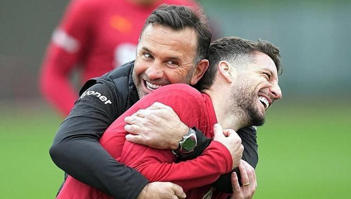 GALATASARAYA GERİ DÖNEBİLİR