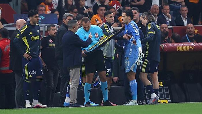 Fenerbahçede müjde gibi ayrılık Ederson için temaslar başladı